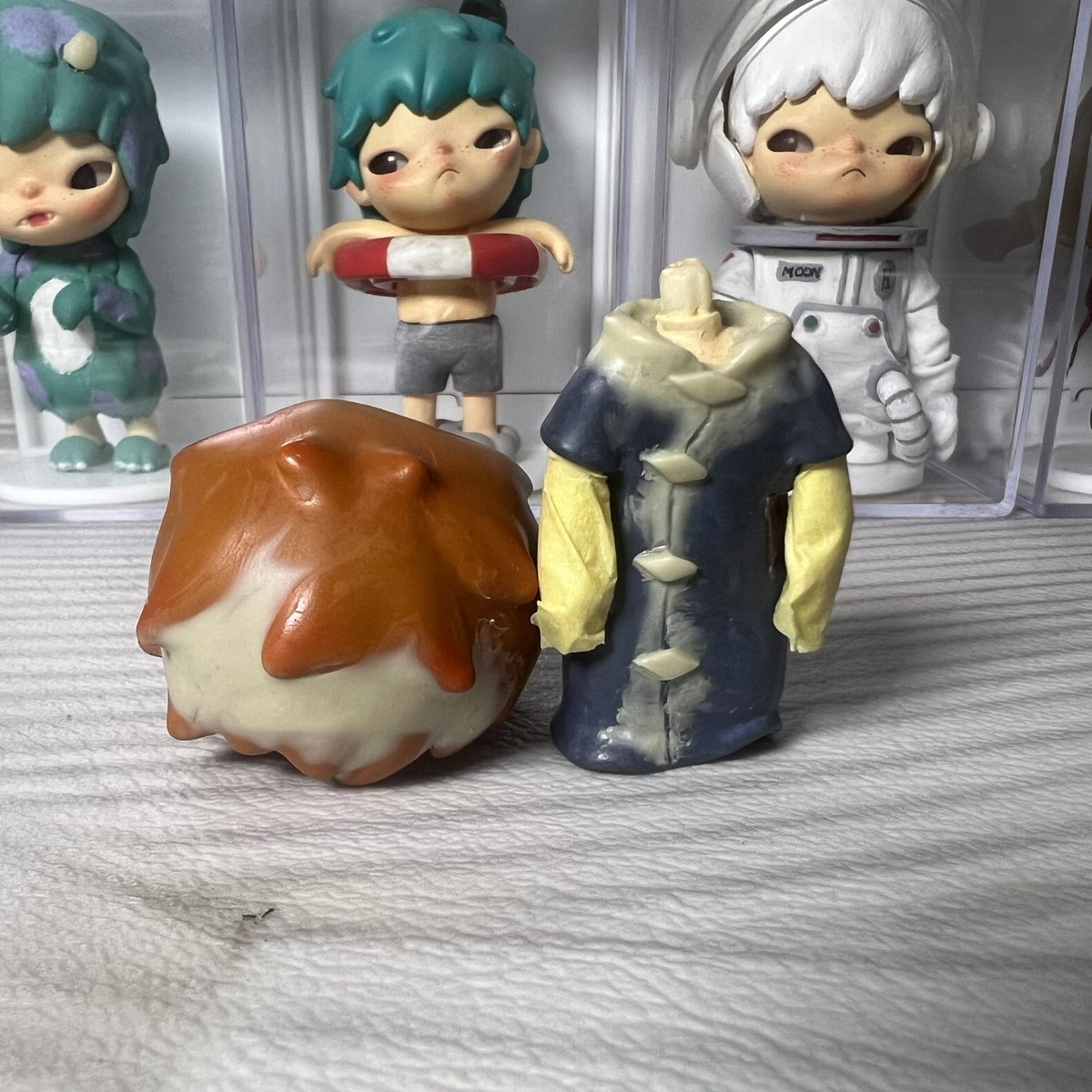 Customhere tweet media