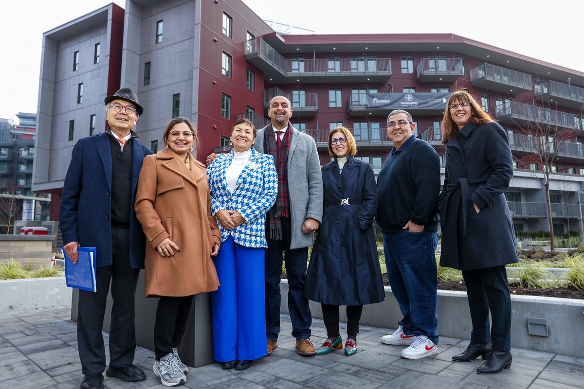 CLTrust's tweet image. 🏡CLT is proud to announce 337 new affordable homes are opening in Vancouver's River District, in partnership with @BC_Housing and @CityofVancouver!
"We’re building more than homes - we’re building communities," says Tiffany Duzita, CLT Executive Director.
#CommunityFirst