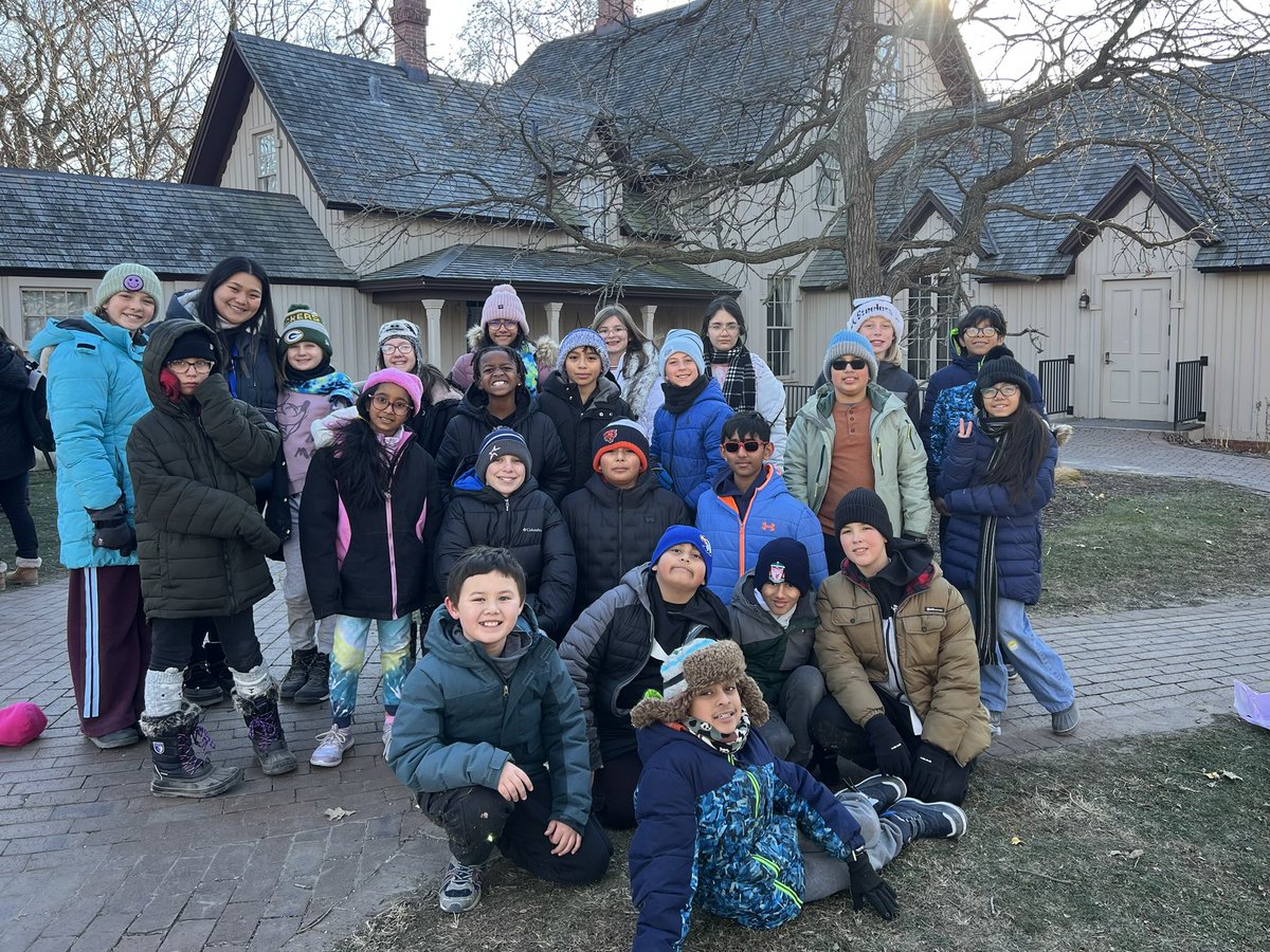 Lia Sansiper tweet media