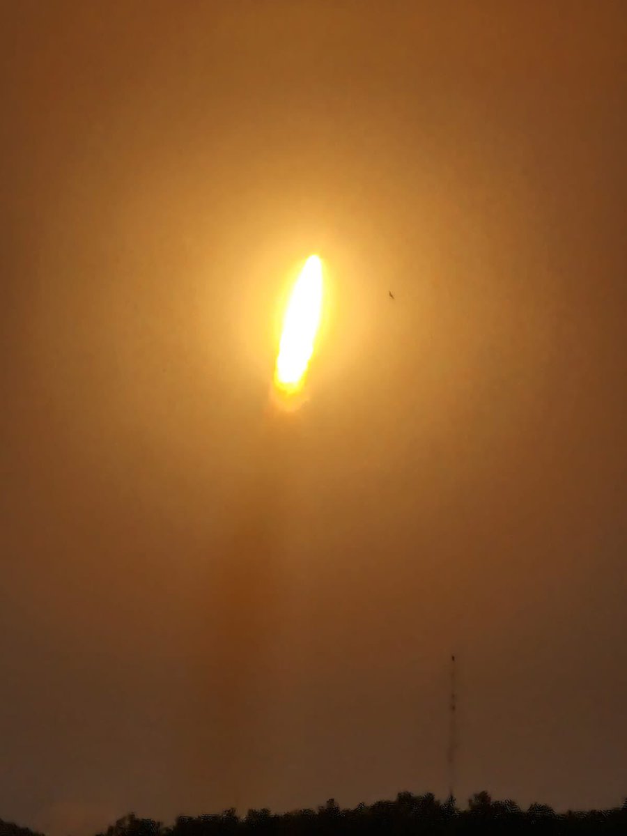 Valente_Teodoro's tweet photo. VEGA-C is back! A milestone for Italy and Europe. This launch is a step towards the rebuilding of independent European space operations. Vega Planes in orbit the Sentinel-1C satellite of the Copernicus Earth Observation program. We congratulate everyone involved in the project https://t.co/pVWDLG9RdE