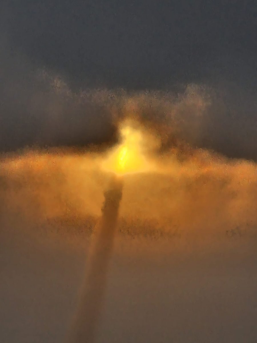 Valente_Teodoro's tweet photo. VEGA-C is back! A milestone for Italy and Europe. This launch is a step towards the rebuilding of independent European space operations. Vega Planes in orbit the Sentinel-1C satellite of the Copernicus Earth Observation program. We congratulate everyone involved in the project https://t.co/pVWDLG9RdE