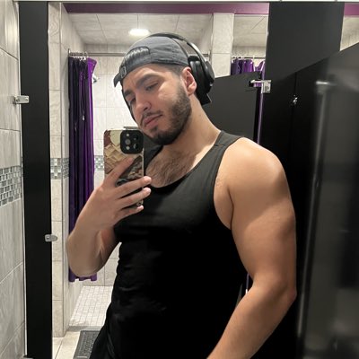 ym_manny's tweet photo. #NewProfilePic https://t.co/kRLlz2ueVG