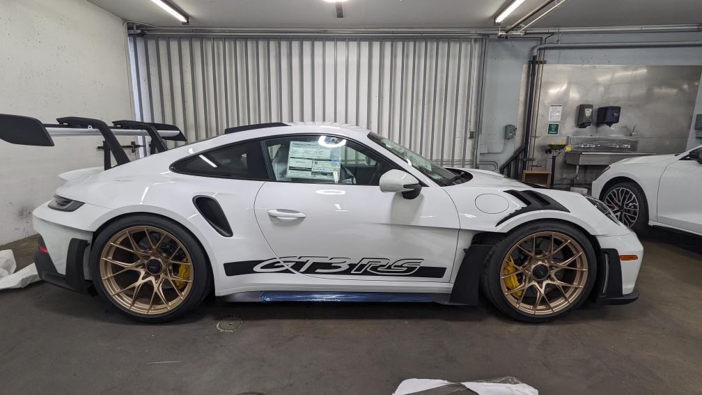 BrenzGarage tweet media