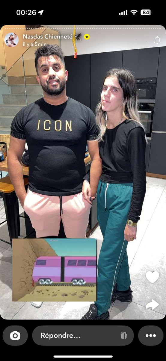 Lxcas59's tweet photo. wsh attendez il a pt un câble nasdas ????? 🤣🤣🤣🤣💀💀💀 #nasdas https://t.co/cyHOdZepp0