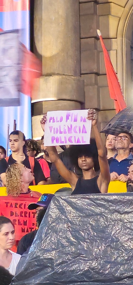GSILVAFERNANDES's tweet photo. Genocídio tem cor, classe social e endereço.
#foraderrite #PMracista #PMassassina #ONU #direitoshumanos #genocídio https://t.co/jLTah30zpt