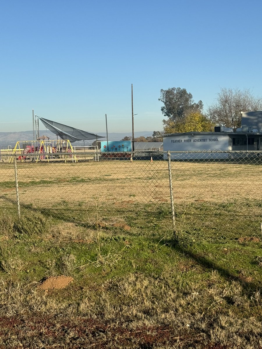 DeneekaHill's tweet photo. Waiting on new details following yesterday’s shooting at Feather River Adventist School. Two boys age 5 &amp; 6, critically injured. The gunman died from a self inflicted gunshot wound. Stay with @kcranews for the latest information https://t.co/naExGCKuzk