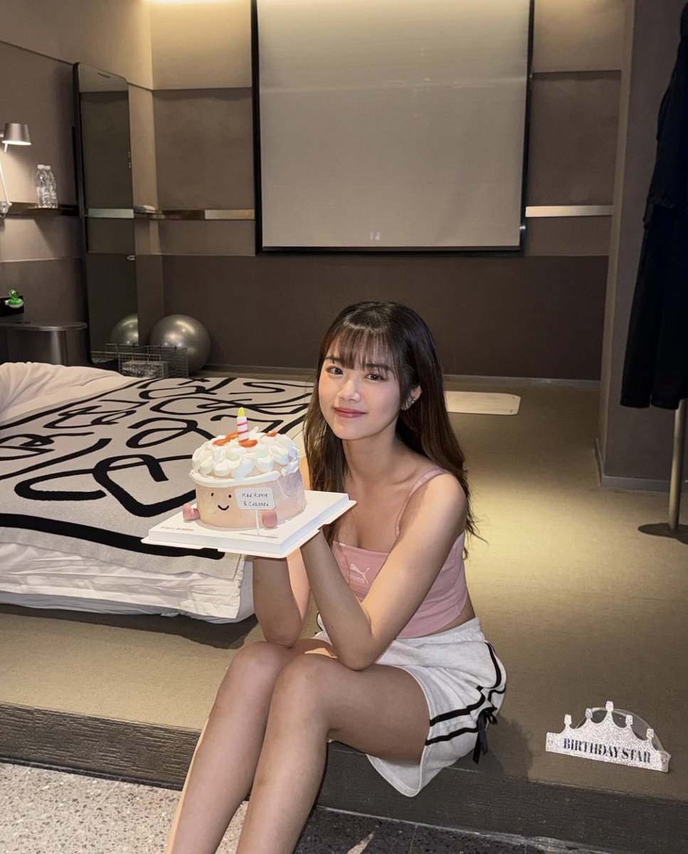 ThchjC51953's tweet photo. 你嘅生日禮物就係
俾埋我中出懷孕😈

#hk
#港女
#j
#打j
#意淫 https://t.co/PSF44Cr3ZY