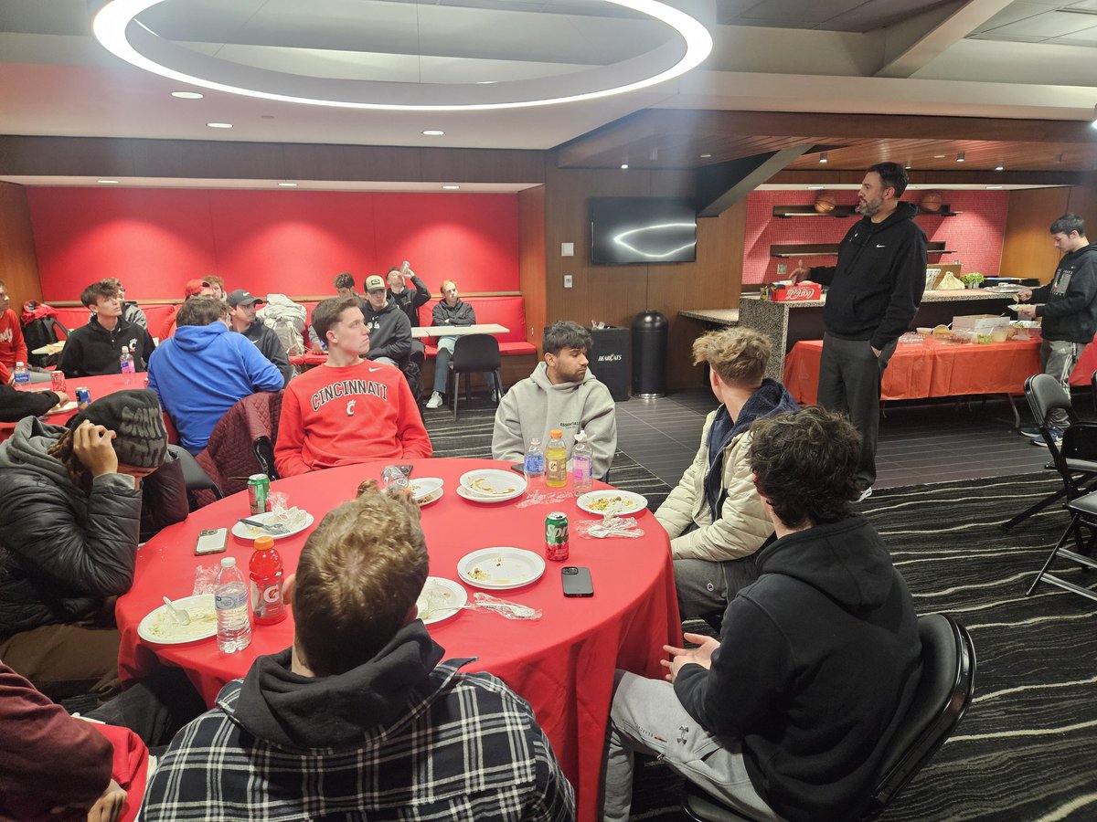 Red & Black Ops tweet media