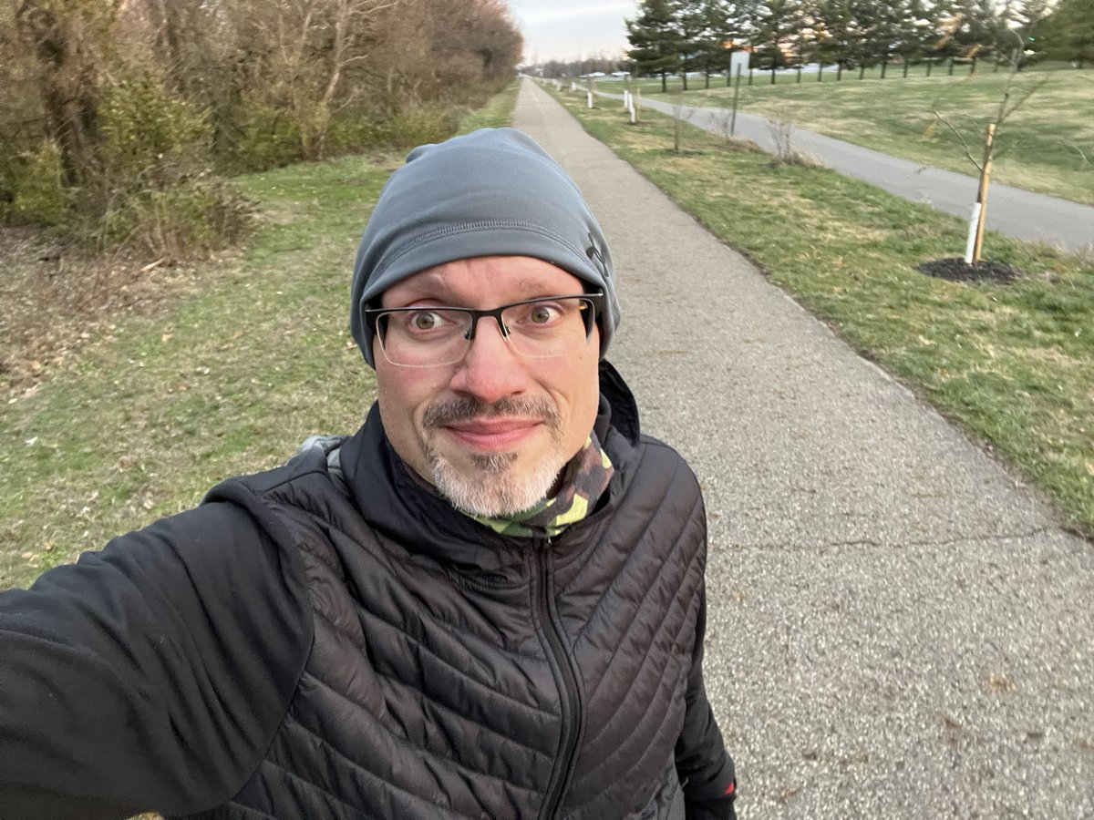 CDGoble's tweet image. 3 miles in the cold this evening. 25 degrees with a real feel temp of 14. Just a little nippy! #running #runforGod #runningover50