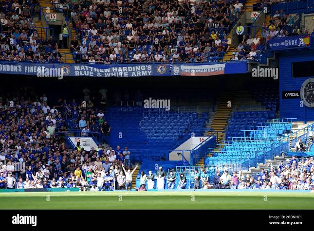 oscarosc_1's tweet photo. FLAMENGO VS CHELSEA: 

Relegations: 

Flamengo: 0
Chelsea: 6

League Titles:

Flamengo: 7
Chelsea: 5

UCL/COPA Libertadores:

Flamengo: 3
Chelsea: 2

History:

Flamengo: Yes
Chelsea: None

What actually makes Chelsea fans think they're bigger than Flamengo? 🤔 https://t.co/yqP8O4RG9w