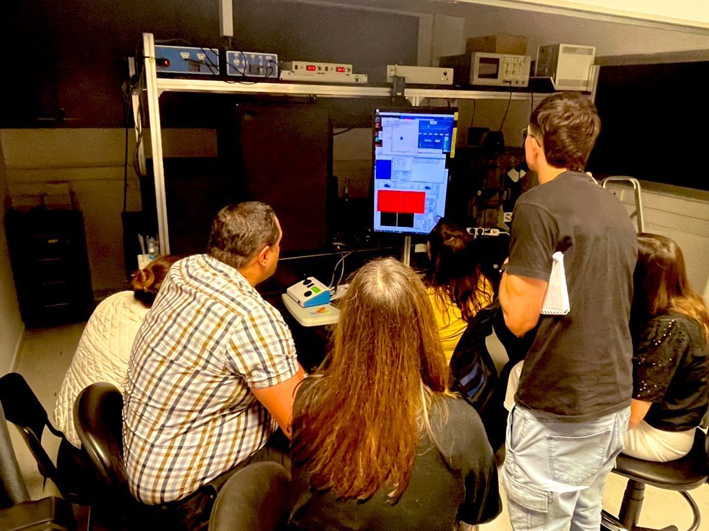MalacridaLab's tweet photo. Today at #TtT_FLIM_Phasors2024, we delved into #Label-Free #Multiplexing #FLIM #Phasors.
However, we ended up getting our hands dirty with meat 🥩🔥. https://t.co/MKW9JzJHxq