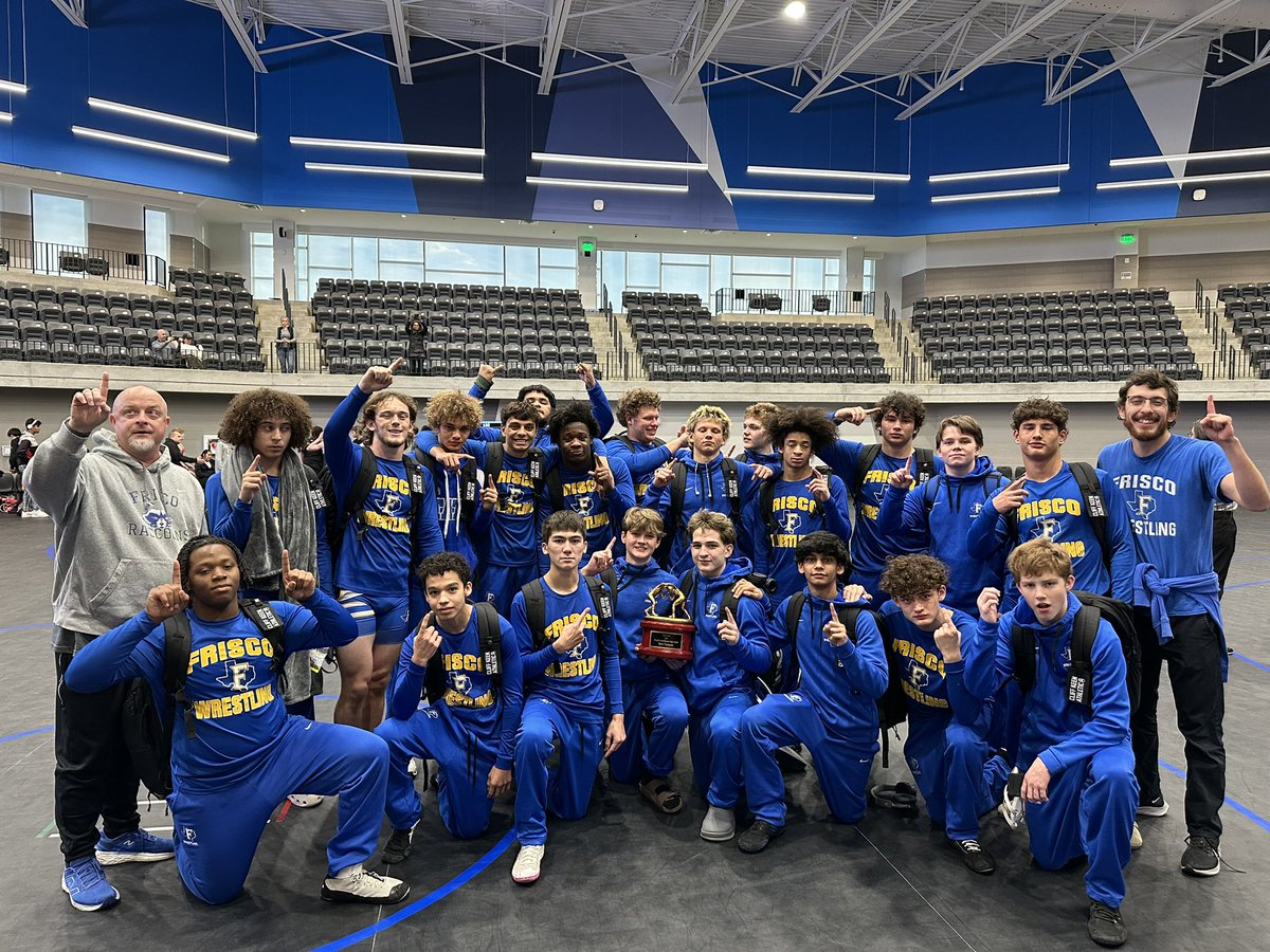 jonreid40's tweet photo. Texan tussle dual champions!!!  6-0 on the day down in Arlington!  Boys battled there tails off!!! @DrShawnPerry @bamadavis2 @CoachHarbert @CoachG_TX @coachjgipson @FHSRaccoons @HuntMiddle https://t.co/t9Royd2Huw