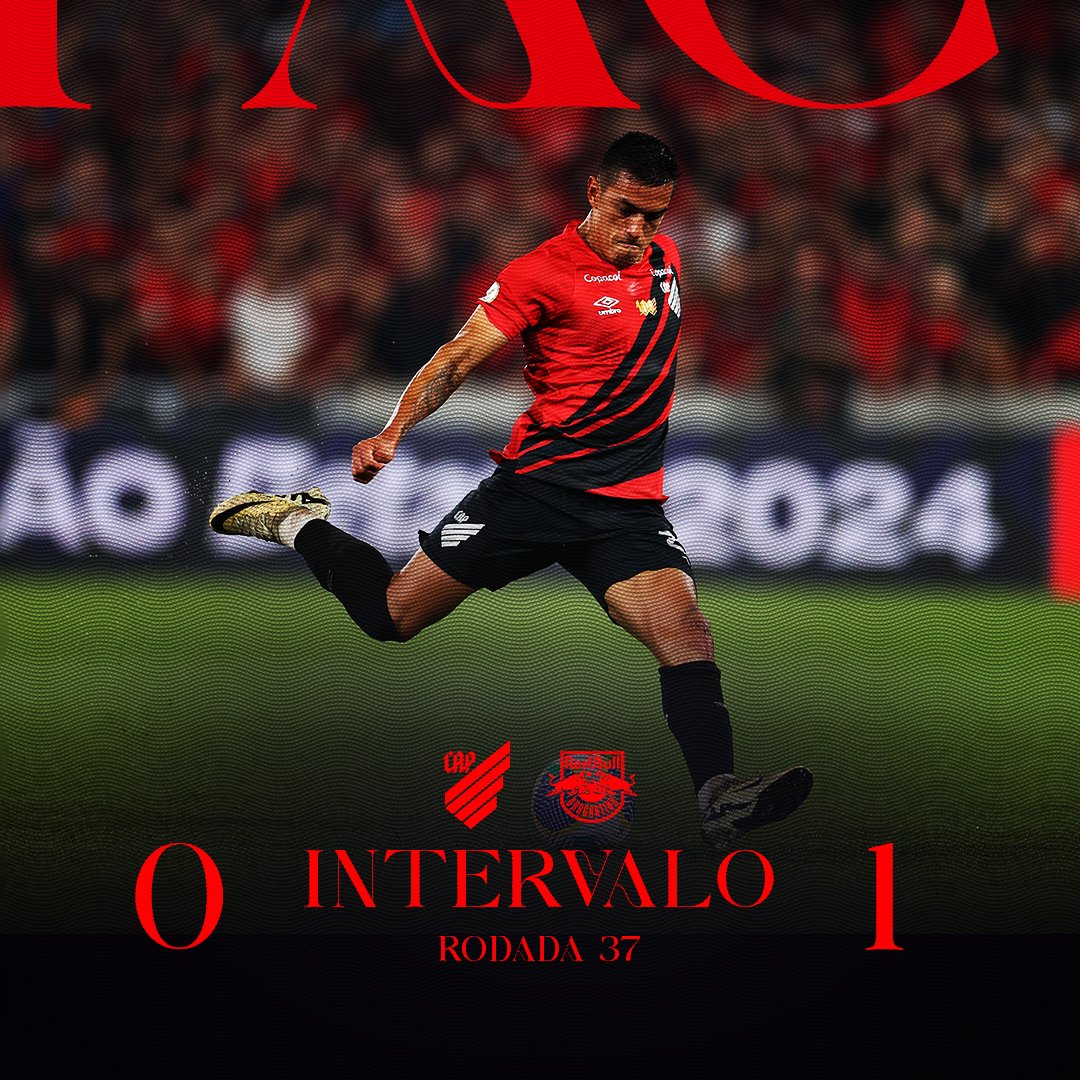 AthleticoPR's tweet image. Intervalo. PRA CIMA, ATHLETICO. 

🎥 redefuracao.com.br 
#PactoRubroNegro #ModoCaldeirão
