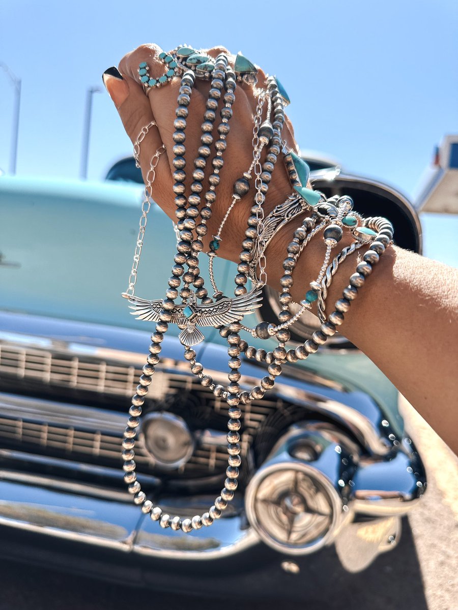 TurquoiseTues's tweet photo. My idea of heavennnnn ✨⚡️✨ https://t.co/oXrXdNU5p2