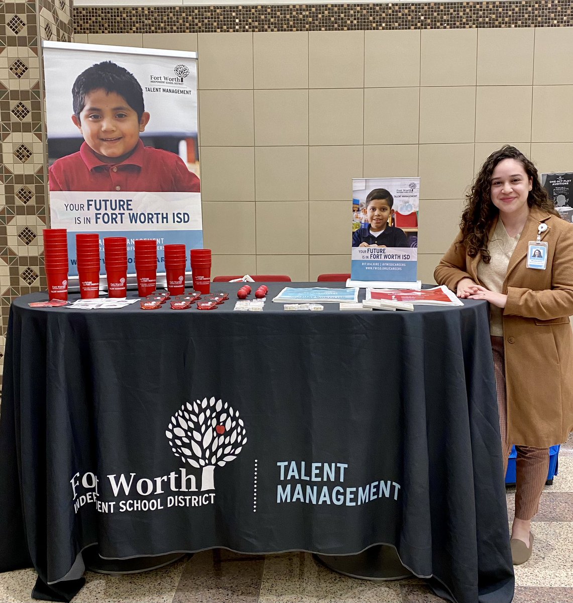 The Strategic Recruitment Team is at the North Side High School Open House! Explore our Gold Seal programs while also discovering your dream career with Fort Worth ISD!

If you can’t make it today, apply online anytime at fwisd.org/careers!