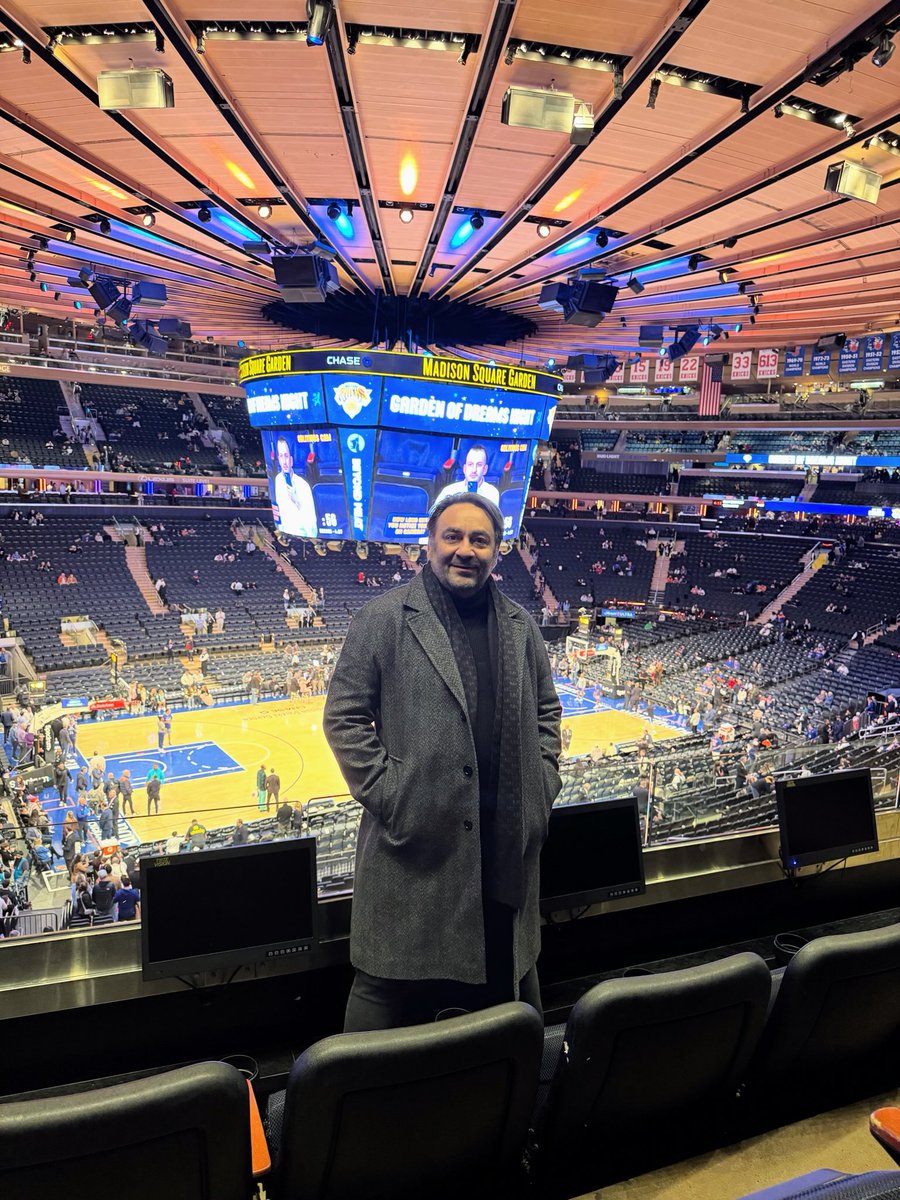 Andrew Marc David tweet media