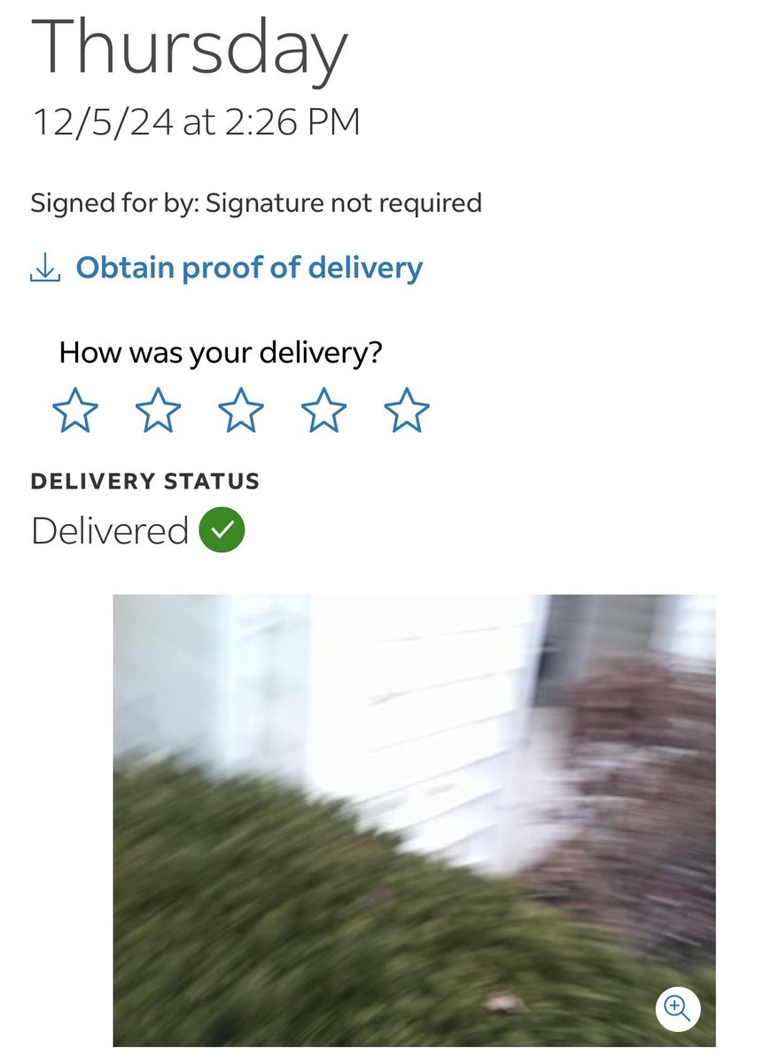 gruvtopia's tweet photo. Solid work on the photography skills @FedEx. I know your thing is delivery and we did get the package, but PROOF of delivery…meh. Thanks for the stuff. https://t.co/TOoOjomzAZ