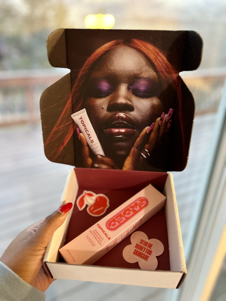 domperignah's tweet photo. I love @topicals so much! So excited to be 1 of 1000 chosen.
I was selected for the Topicals Testing and we are in the lab cooking! 🧪
S/O @thetiarawillis for putting the gworls on!
#TestingWithTopicals https://t.co/xBXw6A9ZGU