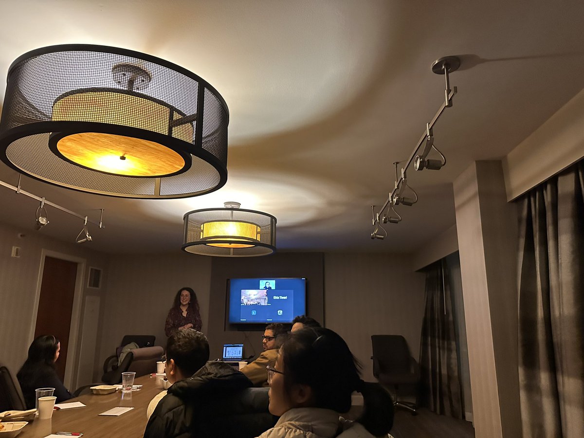 SPR2024  - Trainee Workshop in progress! Maria Carranza, PhD describes careers at NIH