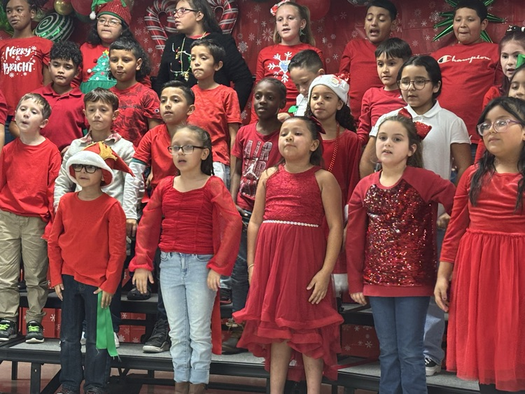 BaylessLISD's tweet photo. Thank you Dr. Shepard and third grade for the fantastic Christmas program! https://t.co/aZCTT38fhV
