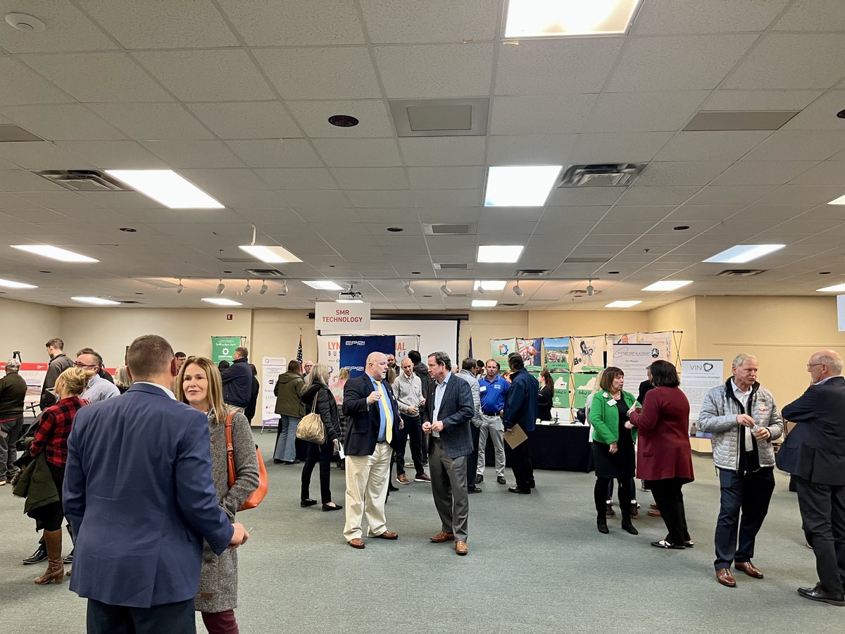 Our Lynchburg nuclear community is growing!
 
Framatome is truly excited for <a href="/AppalachianPowe/">Appalachian Power</a>'s plans to pursue an early site permit for the potential deployment of a small modular reactor in Central Virginia!

We showed up to support them at their open house for the community!