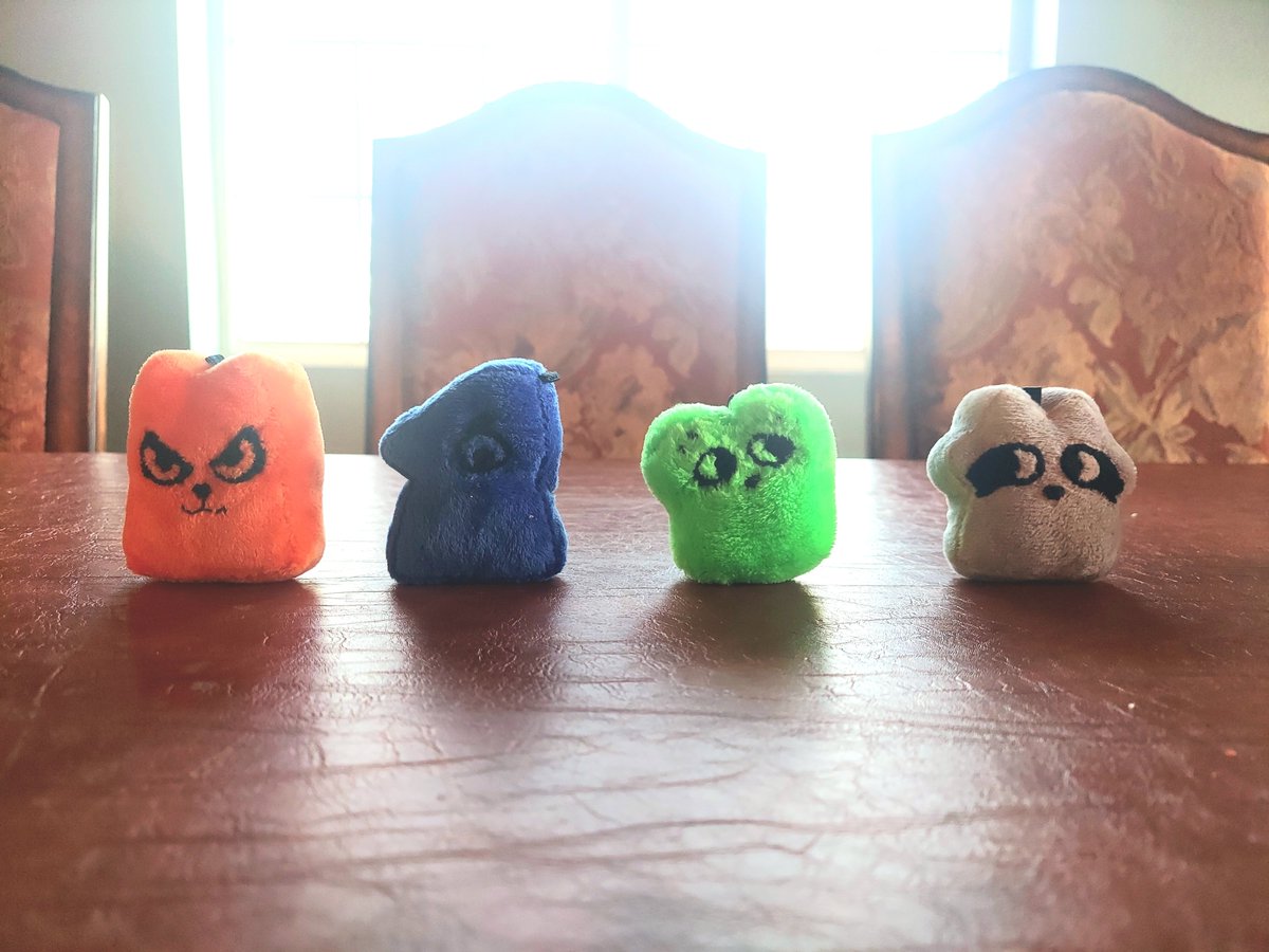 Shy Kitsune tweet media