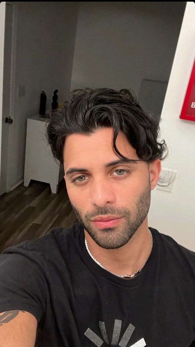 kitistaar's tweet photo. holaa,mi nombre es Juanis tengo 18 y son fan de erick desde que tengo más o menos 12 años y me hace muy feliz poder acompañarlo en esta nueva etapa,realmente estoy muy orgullosa de verlo crecer y crecer juntos 😭😭💘💘
@ErickBrianColon #IntegracionErickBrian https://t.co/r11Oosku2o