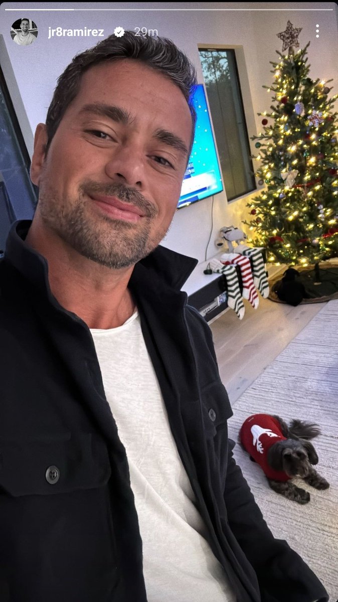 jrramirezstan's tweet photo. All I want for Christmas 🎁⛄🎄 https://t.co/yvocx1jQkg