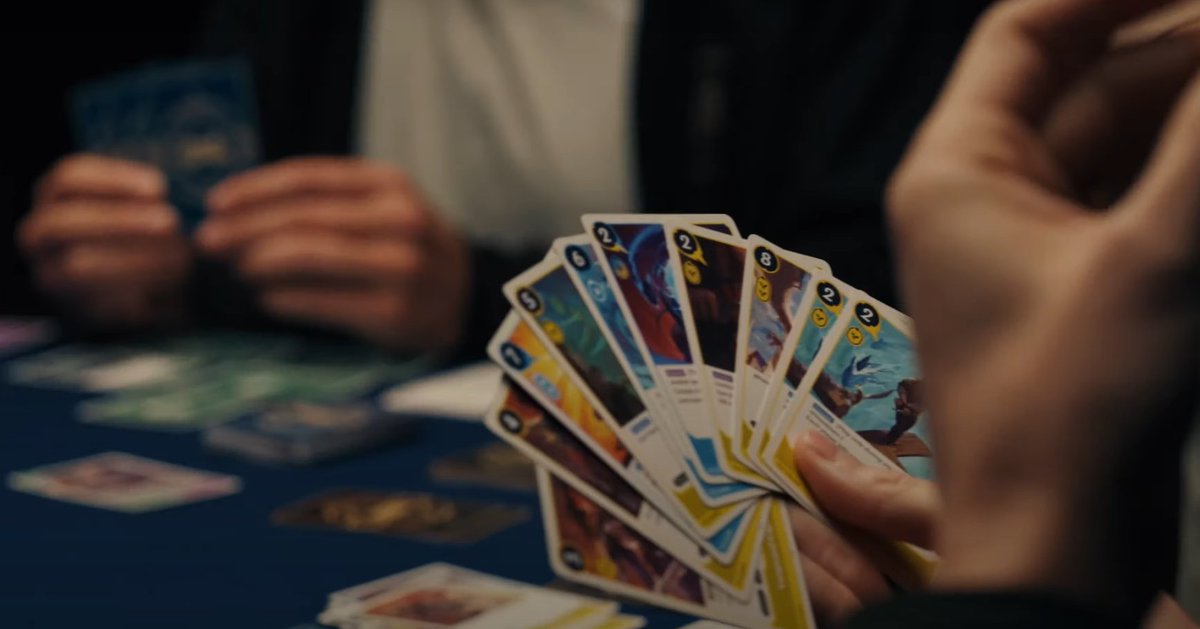 LukwerX's tweet photo. SE VIENE JUEGO DE CARTAS DE LOLSITO https://t.co/wBMoxoa4qs