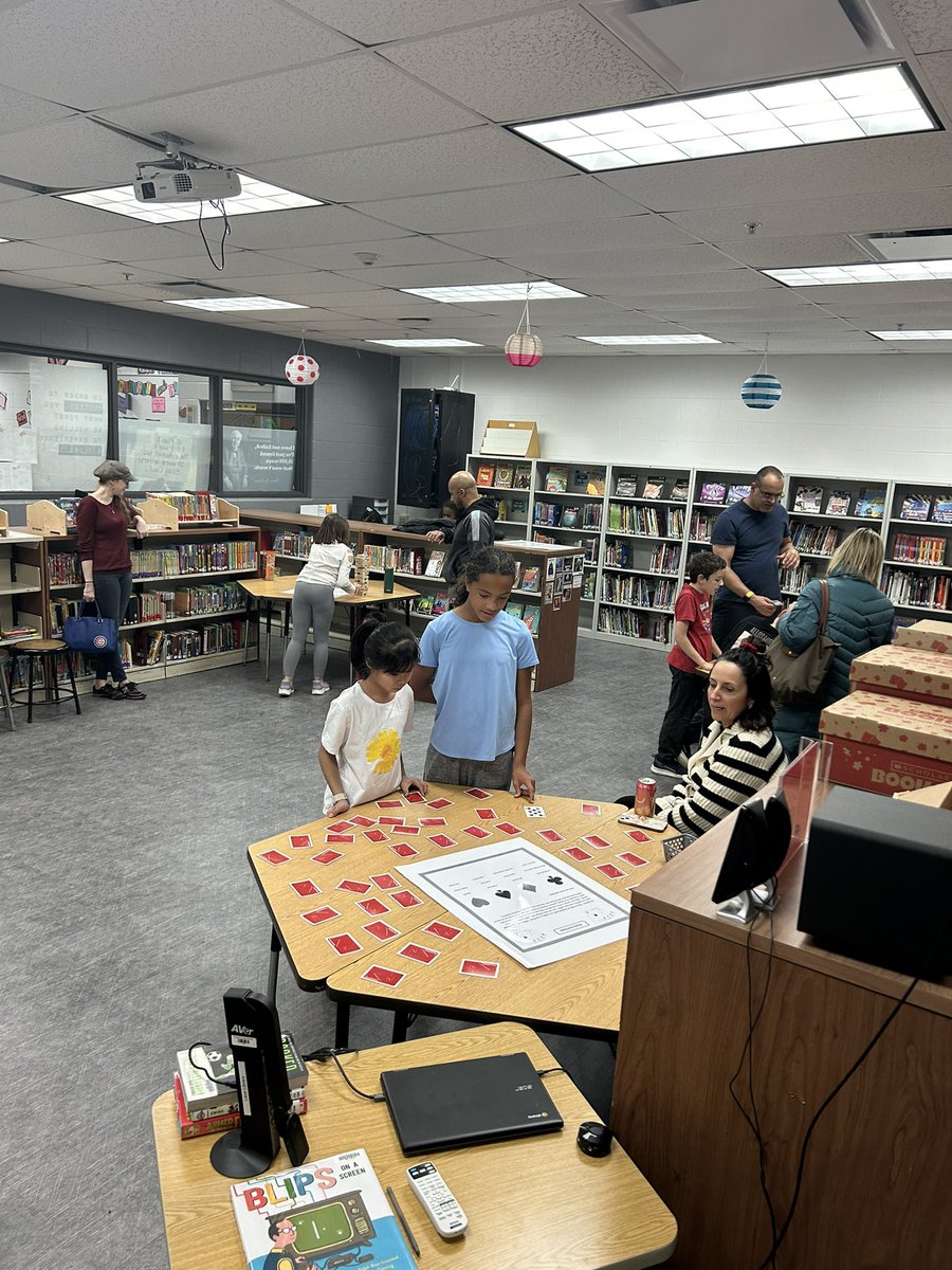 Family Fitness Fun 🤩 <a href="/DarienSD61/">Darien District 61- Dr. Robert Langman</a>