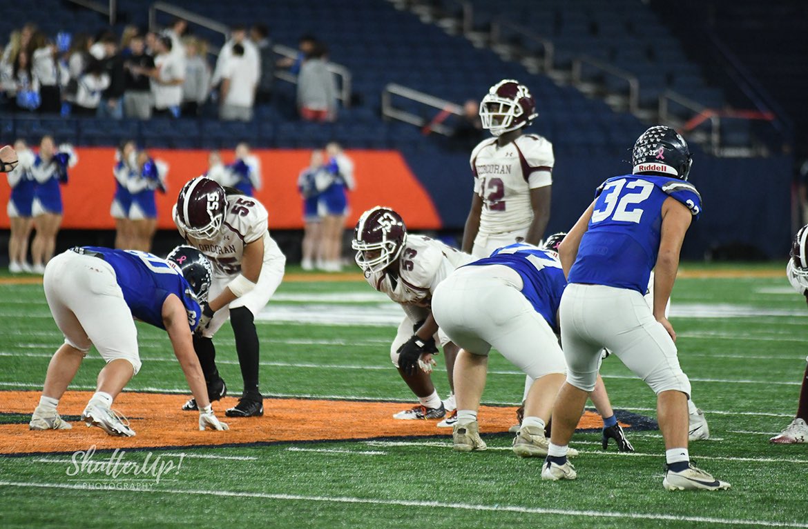 iam_lewis12's tweet photo. Great 9-2 Ending Season! Proud of what me and my team accomplished this year, More blessings to come🙏🏽 @WhitehurstCoach 

Season Stats:
50 tackles
12 sacks
2 FR
1 Safety
4 Rec
32 Yds

Film link

https://t.co/p6fP6I2Z2l https://t.co/JKcbeus5zN