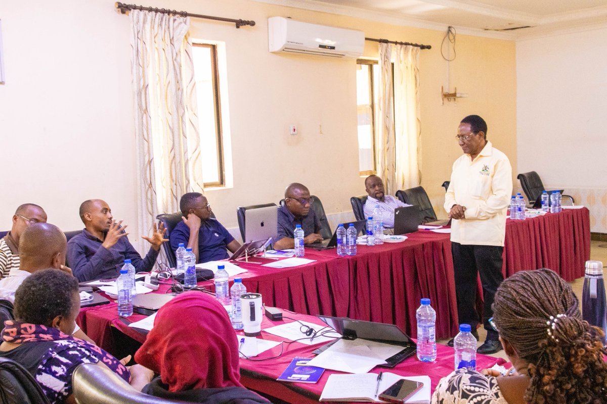 ifakarahealth's tweet photo. TRAINING:
Ifakara empowers master’s program facilitators 👩🏼‍🏫 👨‍🏫

From December 2nd to 6th, our Capacity Building and Training team @ifakarahealth joined a transformative Continuing Professional Development (CPD) training in Tanga. Under the expert guidance of Prof. Senga Pemba, participants explored modern teaching and assessment techniques to inspire the next generation of health professionals. 👨‍⚕️

The team also explored the importance of setting modern examinations that align with learning objectives and encourage critical thinking among students and preparing students for real-world challenges in their respective fields.

This reflects @ifakarahealth commitment to delivering impactful education that empowers future health professionals and researchers. 💡🌍

>>https://t.co/fpNQV7CCrA

>>#IfakaraEvents #CapacityBuilding #ProfessionalDevelopment #TeachingExcellence