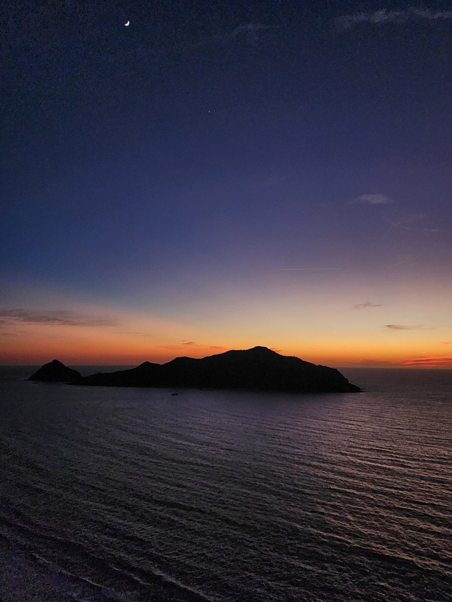 tdawg_ps's tweet photo. Love my beautiful second home. #Mazatlán #sinaloa #sunset https://t.co/y5Is6gWFwk