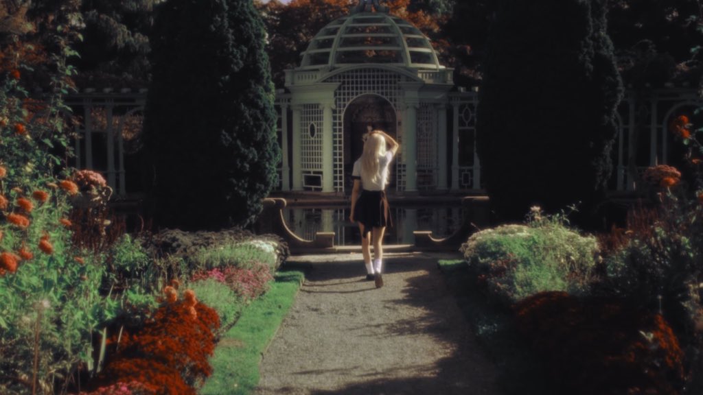 [Chat] Sto catturando ogni scena del video musicale di Rosé perché sono tutte così belle | Instiz