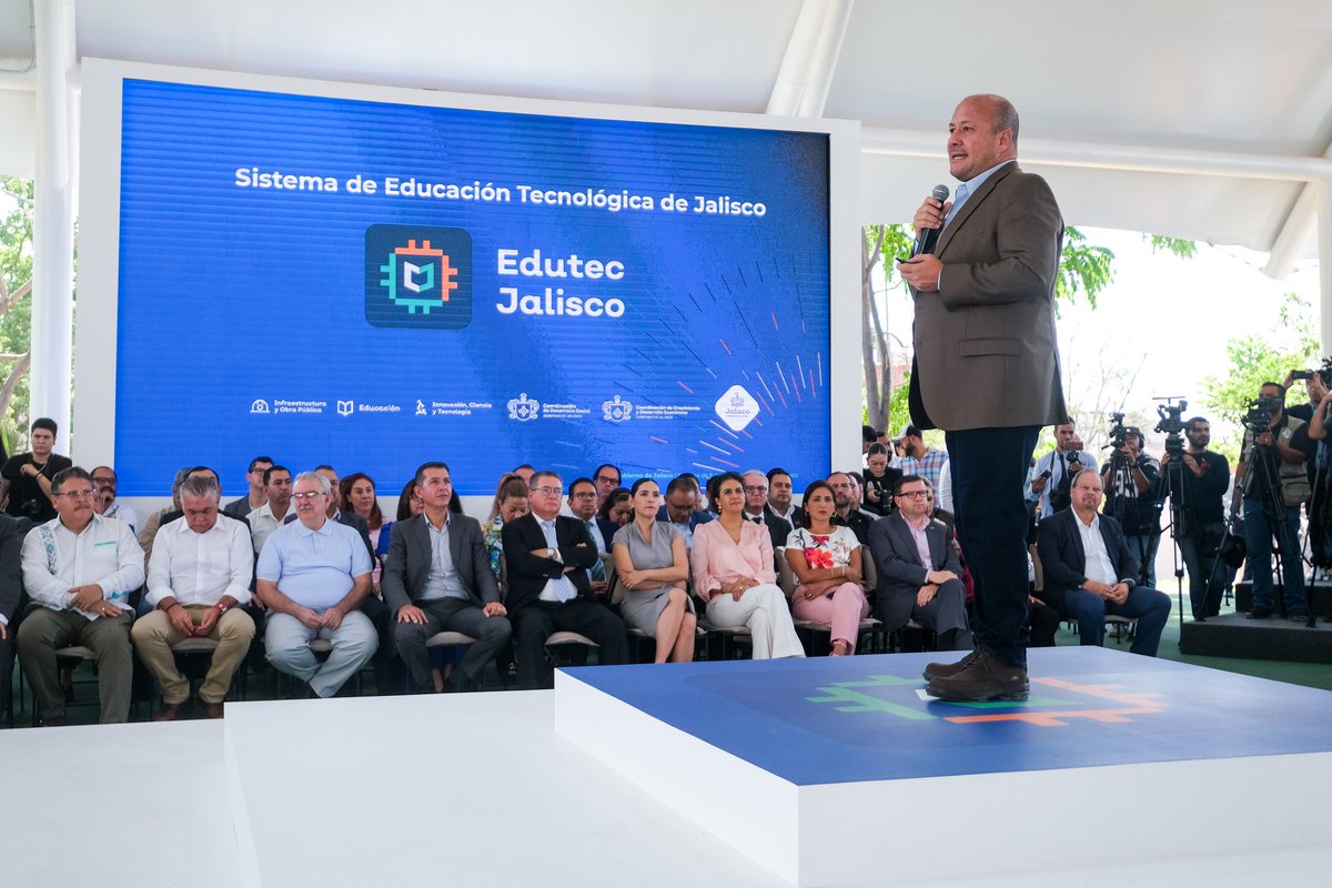 Xavier Orendáin De Obeso tweet media