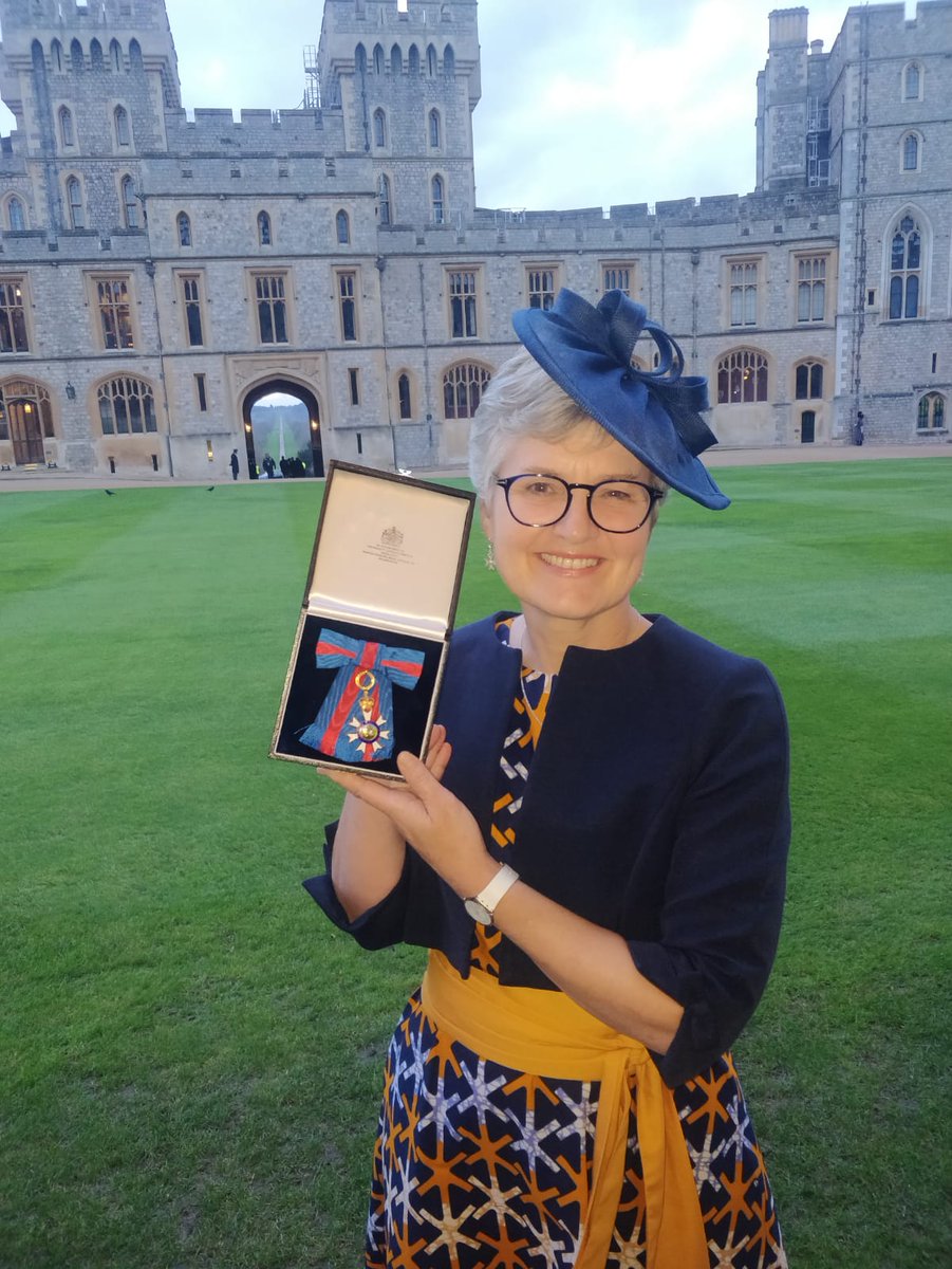 Congratulations to <a href="/MelitaGordon5/">Melita Gordon</a>
on receiving the CMG medal from the Princess Royal, Princess Anne. Her remarkable journey in advancing global health, particularly in typhoid and iNTS vaccine research continues to inspire early career researchers.