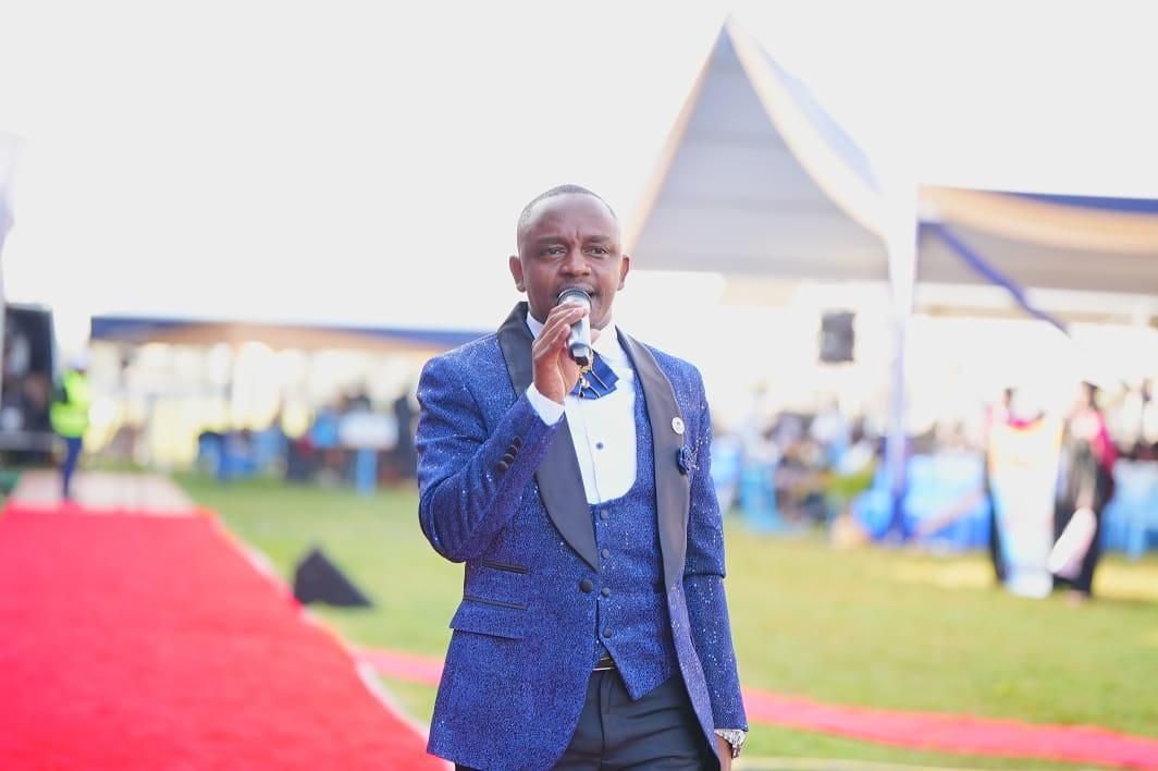 MountKenyaUni's tweet photo. Mic testing 1,2 
We are about to go live on @tv47news @Tv47Newske #MKU26thGraduation https://t.co/9xiNx6DMXN