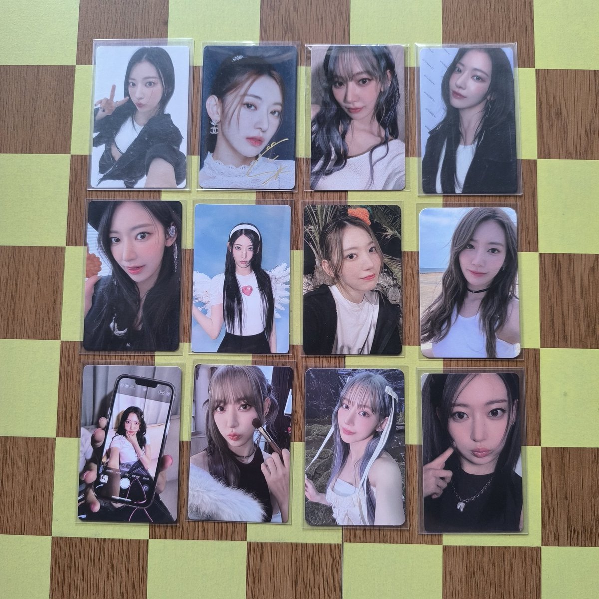 chaechaez_10's tweet photo. wts lfb le sserafim photocard sakura

120 | 50 | 400 | 120
200 | 180 | 180 | 180 
100 | 180 | 200 | 200

x sensitive and impatient buyers
flexi dop
gcash
jnt (taguig) 

reply / dm to claim https://t.co/FUEGisicnv
