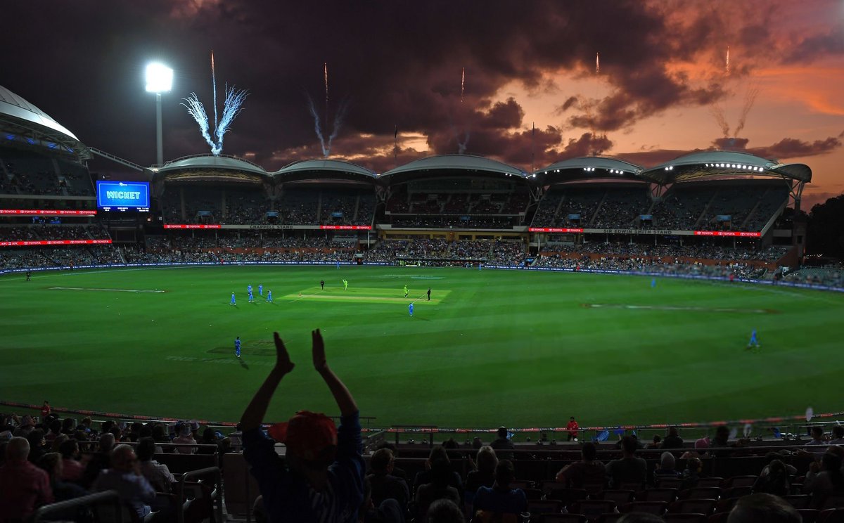 HardCricketpix's tweet photo. A general view of Adelaide cricket ground during sunset. https://t.co/y2nvpUd3mh