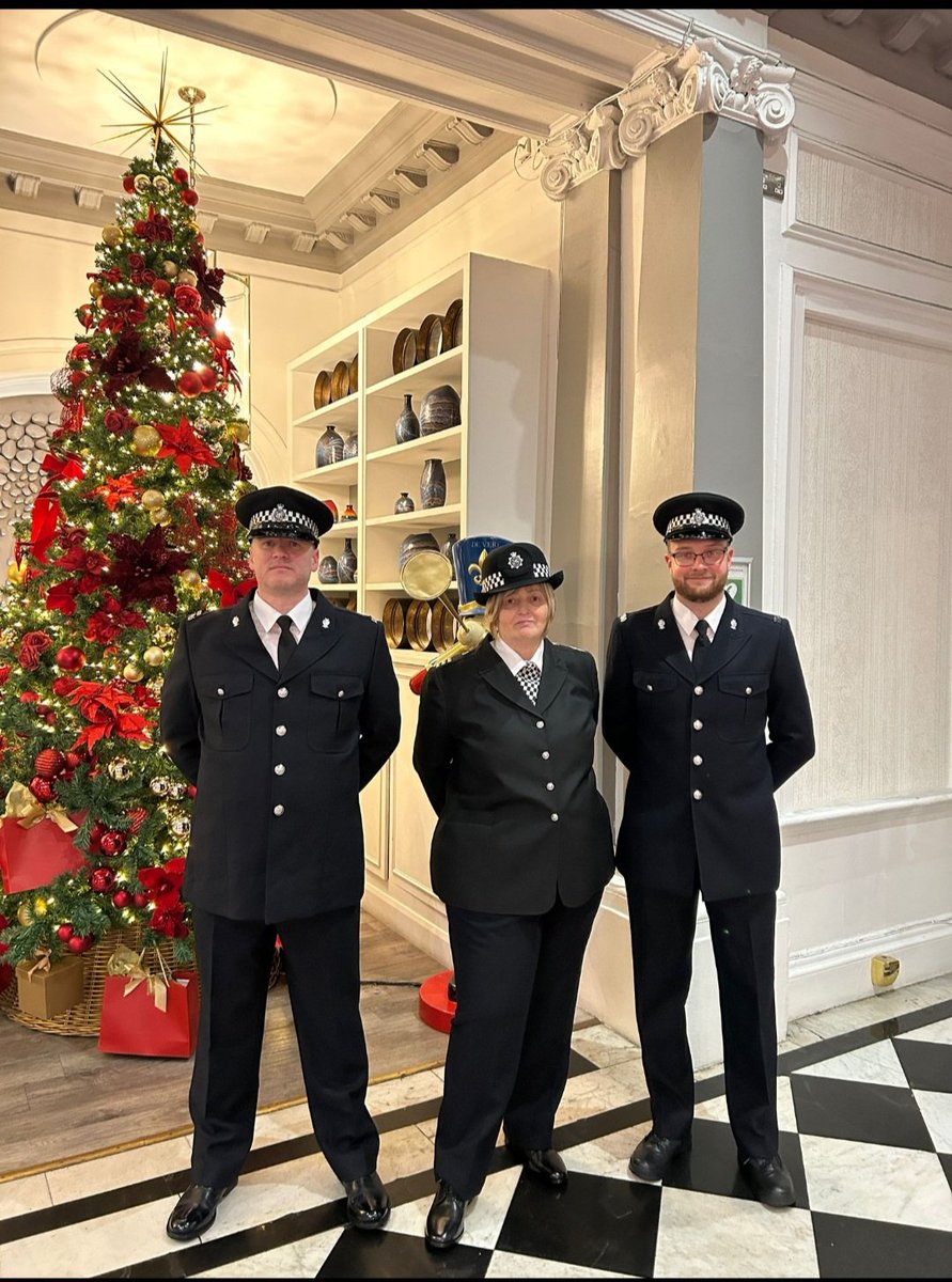 AnneInspector's tweet photo. Yesterday , myself and S/Sgt Craig Hume attended the Lord Ferrers Award event in London, where we had been shortlisted for an award
for our work on Homicide. I feel so proud to say that we won the award for Innovation
Meeting the home secretary sharing our experiences. https://t.co/BJGXBJeNUp