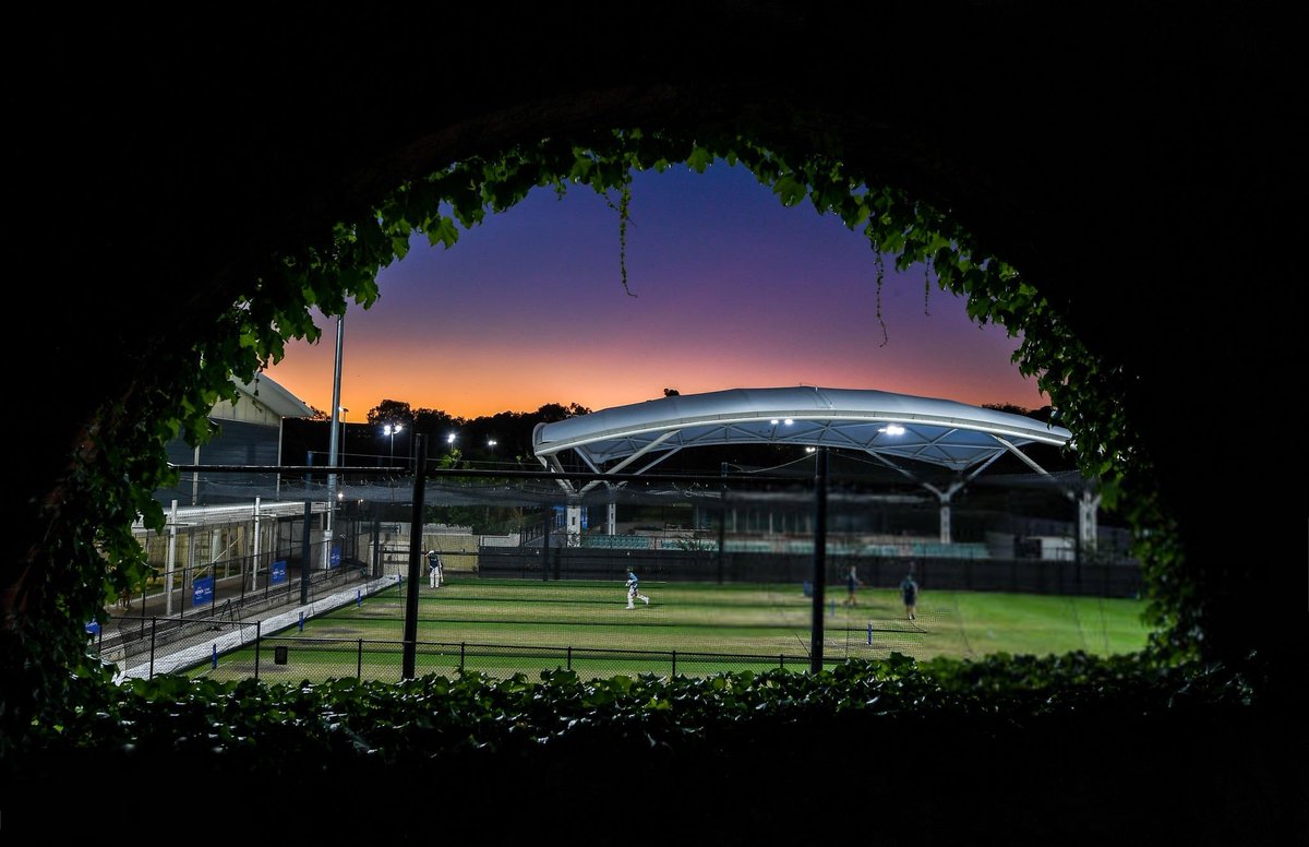 HardCricketpix's tweet photo. A general view of Adelaide cricket ground during sunset. https://t.co/y2nvpUd3mh