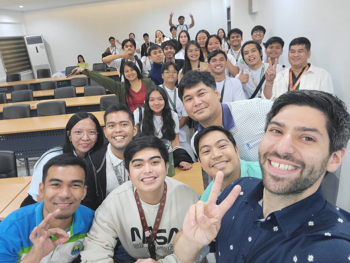 JustBernstein's tweet photo. Finishing the last of a few invited seminars in the Philippines amidst field adventures! It's such a pleasure to work with and meet some of the most enthusiastic and brightest individuals! https://t.co/MNxu7IgzAX