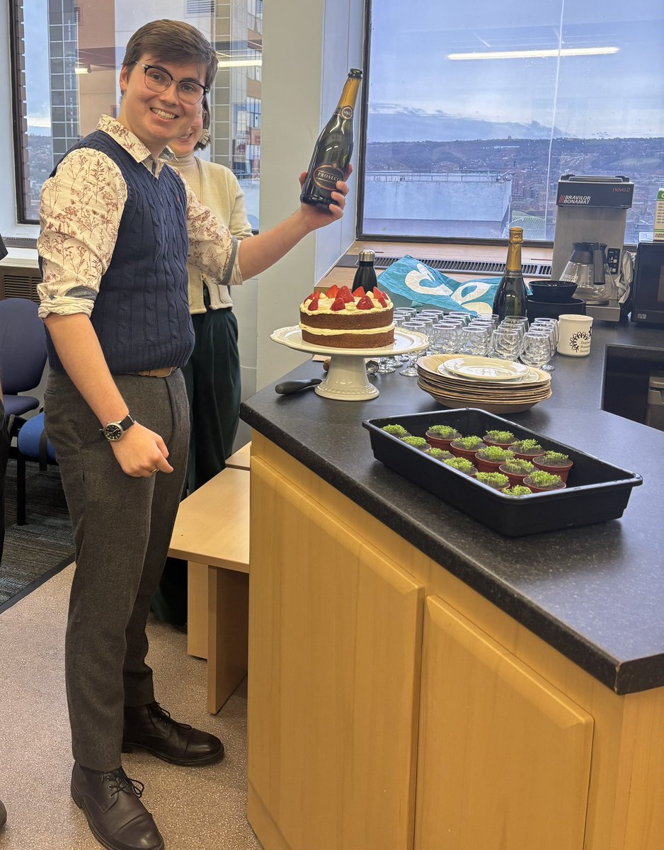 Prof. Katie Field (@katiefield4) on Twitter photo Huge congratulations to <a href="/nathsnH/">Nathan Howard (He/Him)</a> on passing his PhD viva yesterday, my first <a href="/PPS_UoS/">Plants, Photosynthesis and Soil</a> PhD student! 🥹 🥳🥂Big thanks to <a href="/DJSoilEcol/">Prof David Johnson</a> and <a href="/GarethPhoenix/">Gareth Phoenix</a> for being excellent examiners and <a href="/ERC_Research/">European Research Council (ERC)</a> for funding - so happy for you Nathan🍄🟫🍄🍄🟫🍄🍄🟫🍄🍄🟫 Huge congratulations to <a href="/nathsnH/">Nathan Howard (He/Him)</a> on passing his PhD viva yesterday, my first <a href="/PPS_UoS/">Plants, Photosynthesis and Soil</a> PhD student! 🥹 🥳🥂Big thanks to <a href="/DJSoilEcol/">Prof David Johnson</a> and <a href="/GarethPhoenix/">Gareth Phoenix</a> for being excellent examiners and <a href="/ERC_Research/">European Research Council (ERC)</a> for funding - so happy for you Nathan🍄🟫🍄🍄🟫🍄🍄🟫🍄🍄🟫