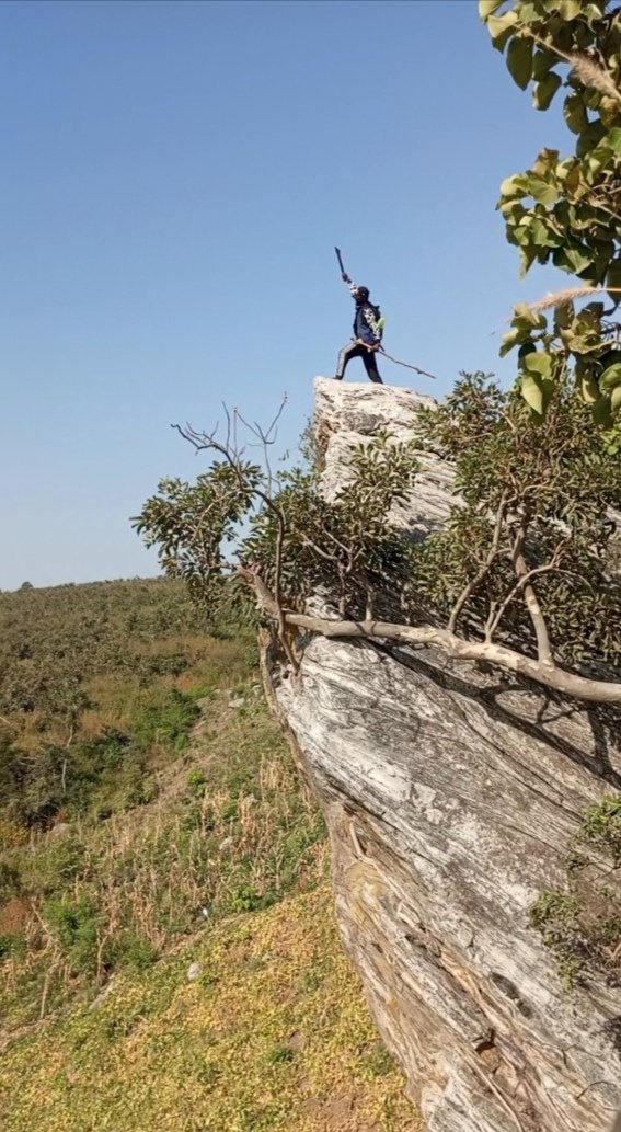 CruizCaptain's tweet photo. Watch the full episode in 6m
#universityOfAbuja
#AbujaTwitterCommunity
#Hiker
#iddo mountain
https://t.co/1fRAxForQe https://t.co/jfpThvd5pk