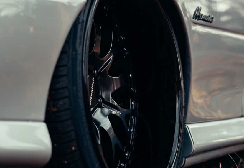 showwheels's tweet photo. These 3 piece 015 wheels look sinister with mixed gloss and satin black finishes. 
Contact us for your own set of 3 piecewheels. #showwheels #billetwheels #customwheels #forgedwheels #deepdishwheels #hotrodwheels #hotrods #protouring #restomod #showcar #showcars https://t.co/KJ7O1ofTE8