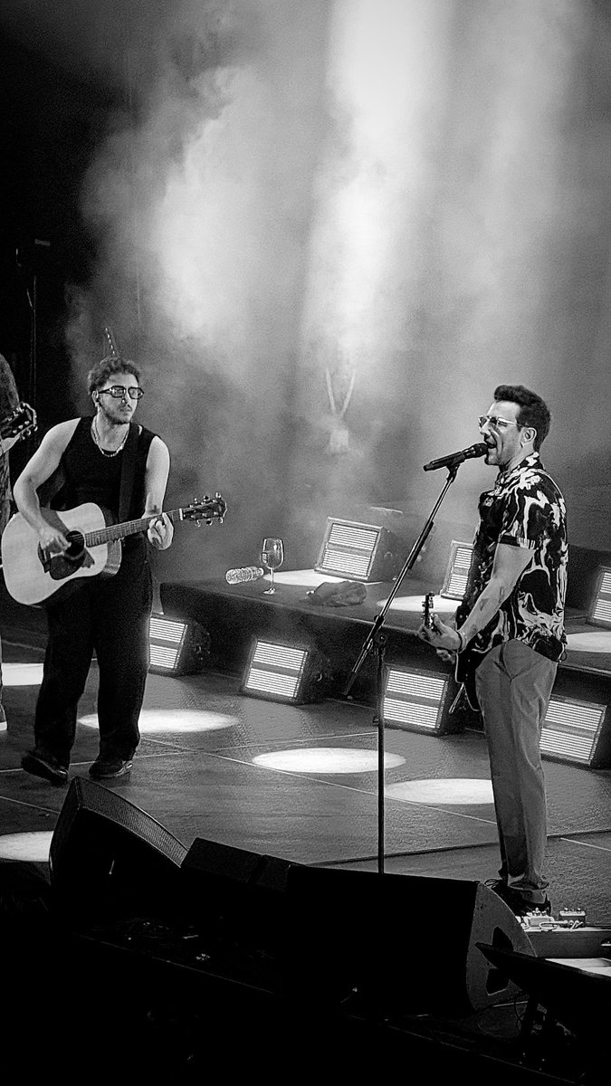 <a href="/GonBrancciari/">Gonzalo Brancciari</a> 

NTVG <a href="/ntvgoficial/">No Te Va Gustar</a> 
Movistar Arena
05.12.24

📷 <a href="/julietiita/">Julieta ⭐⭐⭐ 🇦🇷</a>