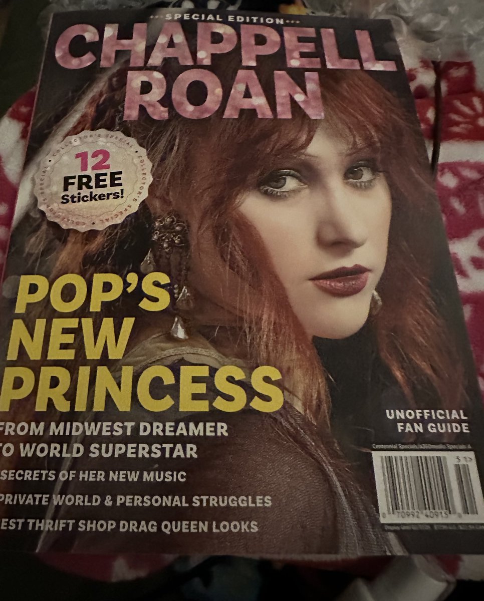 BlNARYBUCKY's tweet image. my mom got me this and sore throat numbing spray #livinglifetothefullest i 💙 my mom