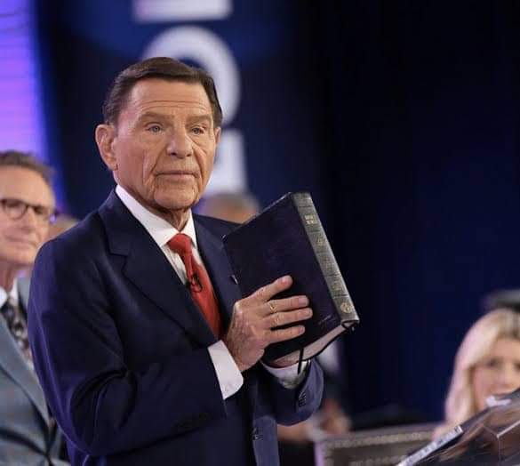 therealchurchg1's tweet photo. HAPPY 88TH BIRTHDAY TO PASTOR KENNETH COPELAND
President, Kenneth Copeland Ministries and Senior Pastor, Eagle Mountain International Church; Author, Televangelist, Octogenarian and Father in the Faith.

We celebrate a Kingdom General and appreciate God for your massive impact in the Body of Christ. Thank you for all your teachings and books that has shaped countless lives globally. We pray that God will continue to renew your strength, keep you in health and grant you the grace to finish well and strong in Jesus name. Amen

Congratulations Sir and God’s Multiplied Blessings.
From all of us at Church Gist.

#HappyBirthday
#KennethCopeland
#EagleMountainChurch
#ChurchGist