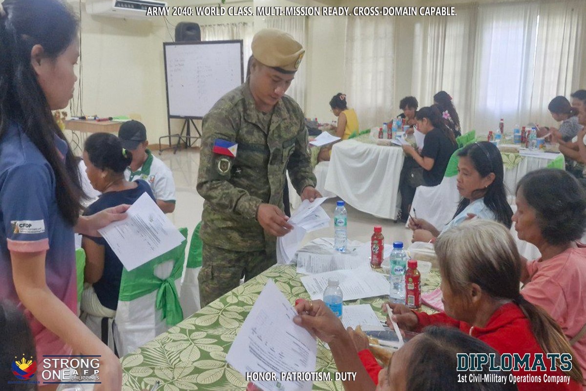 Nine1Diplomats's tweet photo. Violence Against Women and their Children Seminar

#AFPyoucanTRUST
#PhilippineArmy
#StrongUnitedReliable
#KaagapayNgMgaBikolano https://t.co/k2WoKpgFPs