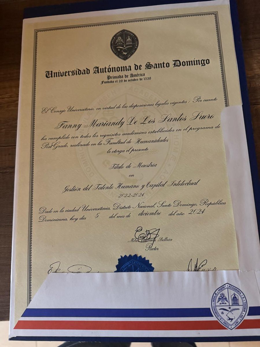 ¡Mi pequeña.! ⁦<a href="/fannymariandy/">fanny</a> ⁩ fue investida hoy 5 de diciembre con el título: Magíster en Gestión del Talento Humano y Capital Intelectual. Otorgado por la UASD. Te auguro éxitos en tu presente y futuro.

¡Hija.! Tu papá se siente orgulloso y regocijado.